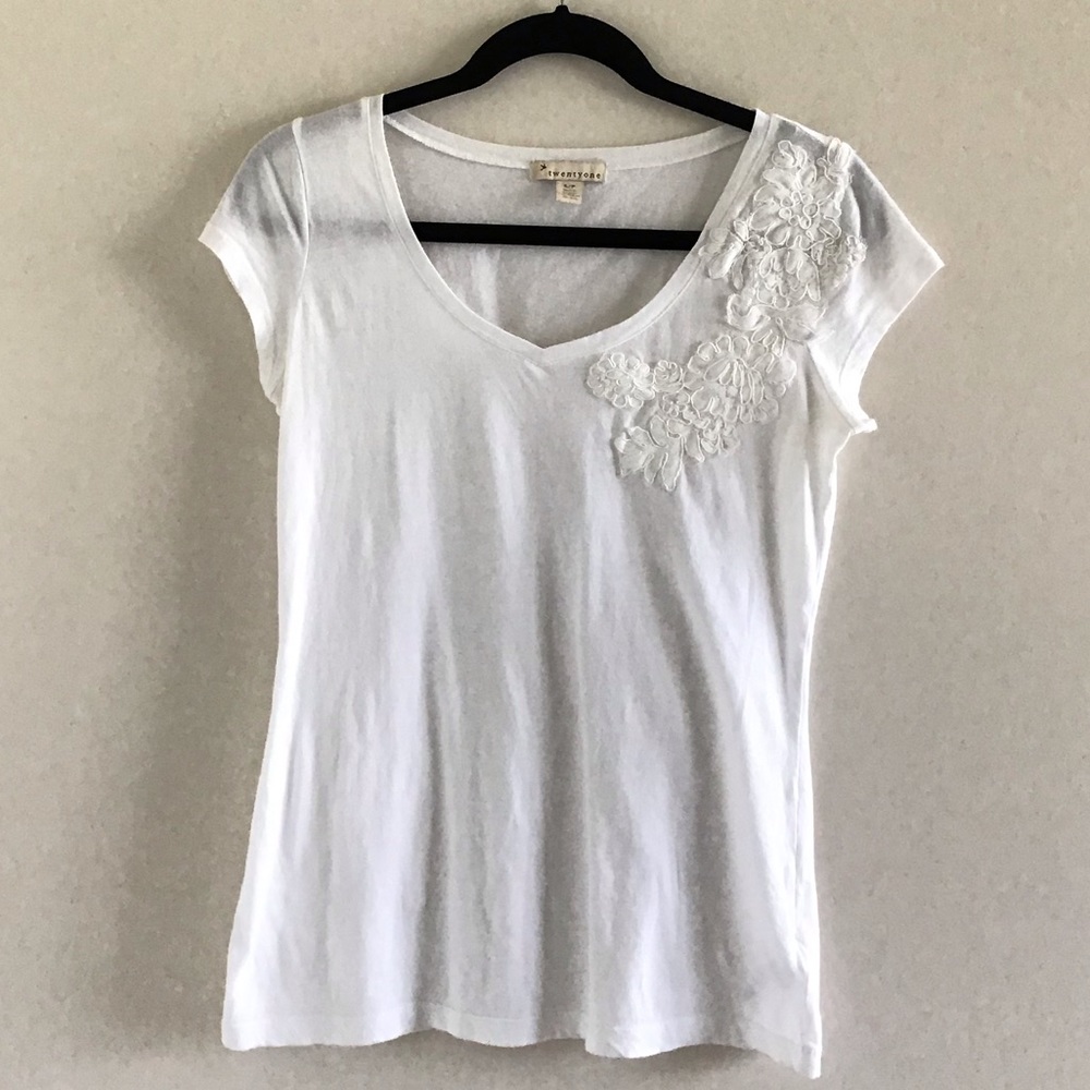 Forever21 White T-Shirt with Lace Appliqué